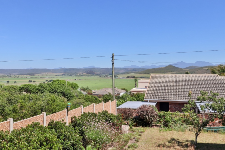 3 Bedroom Property for Sale in Fraaiuitsig Western Cape